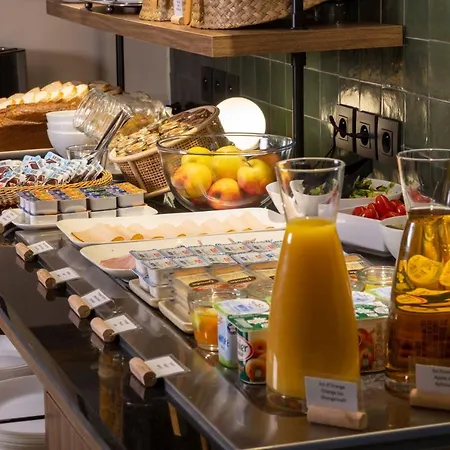 De L'aqueduc Ξενοδοχείο 3*