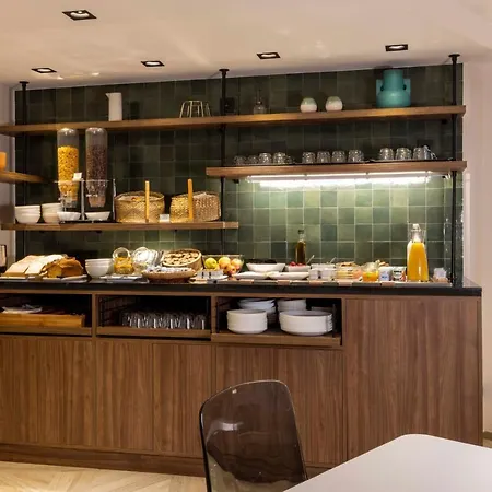 Ξενοδοχείο De L'aqueduc 3*