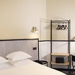 De L'aqueduc Hotel 3*
