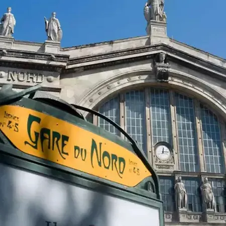 Otel De L'aqueduc Paris