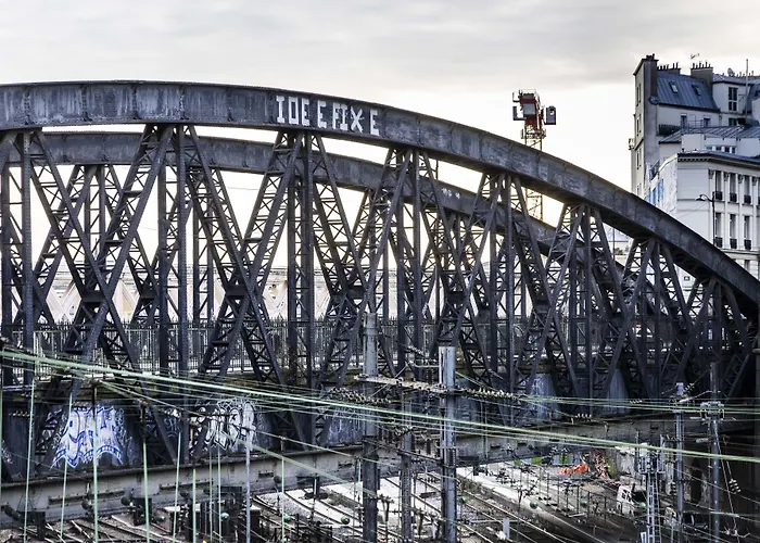 Hotel De L'aqueduc 3*