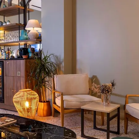 De L'aqueduc 3* باريس